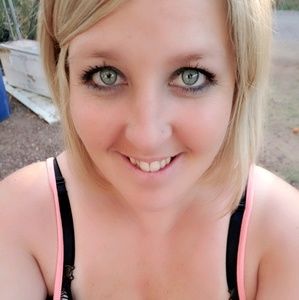 Meet your Posher, Brianna